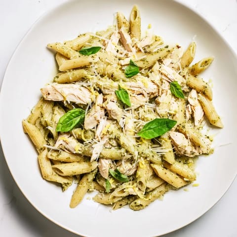 10-Minute Pesto Pasta Chicken